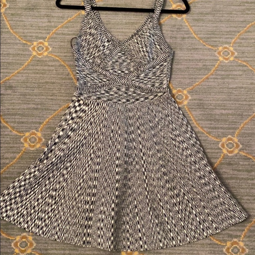 Guess stretchy cocktail dress